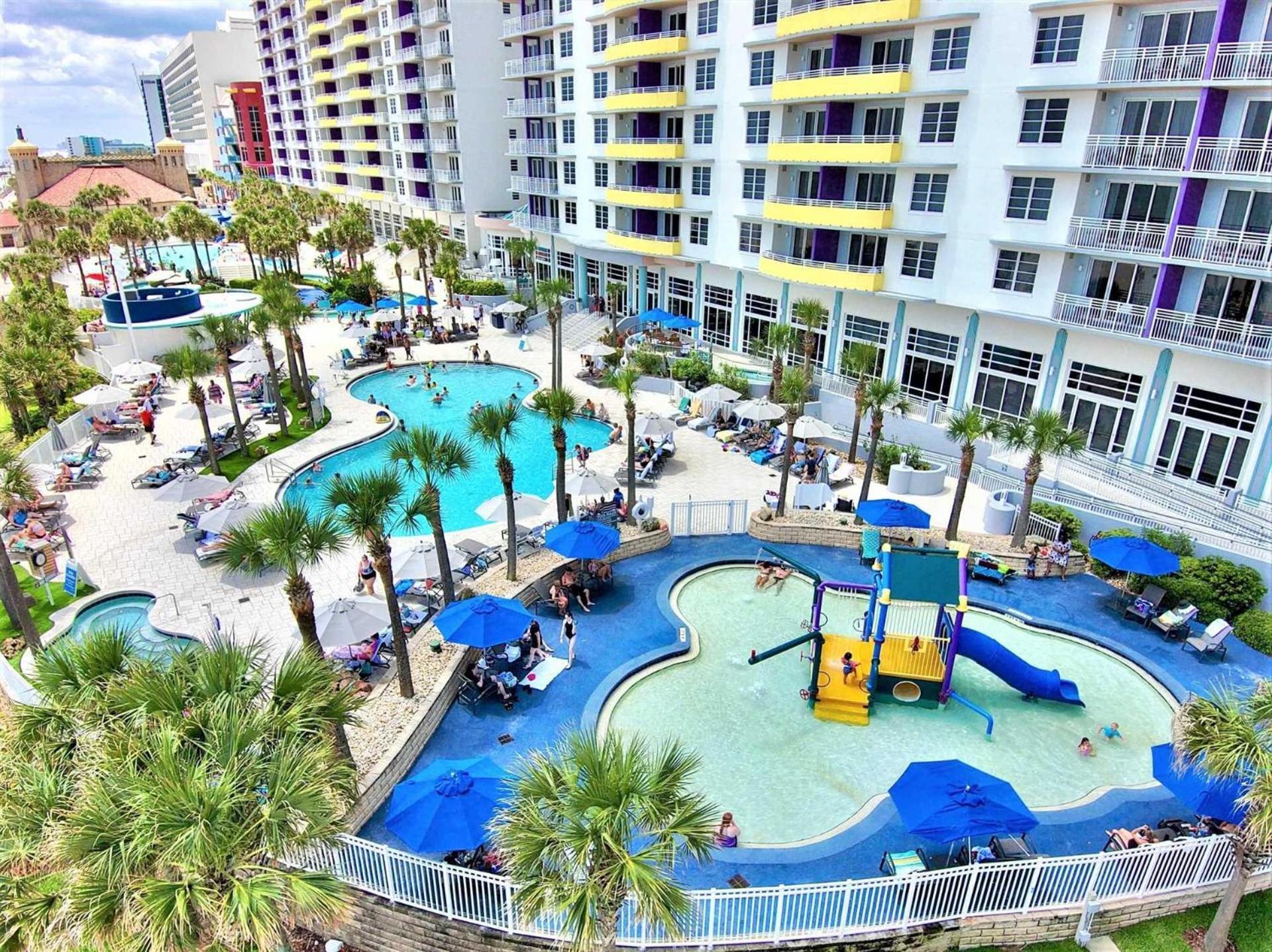 Penthouse 19th Floor Oasis Ocean *