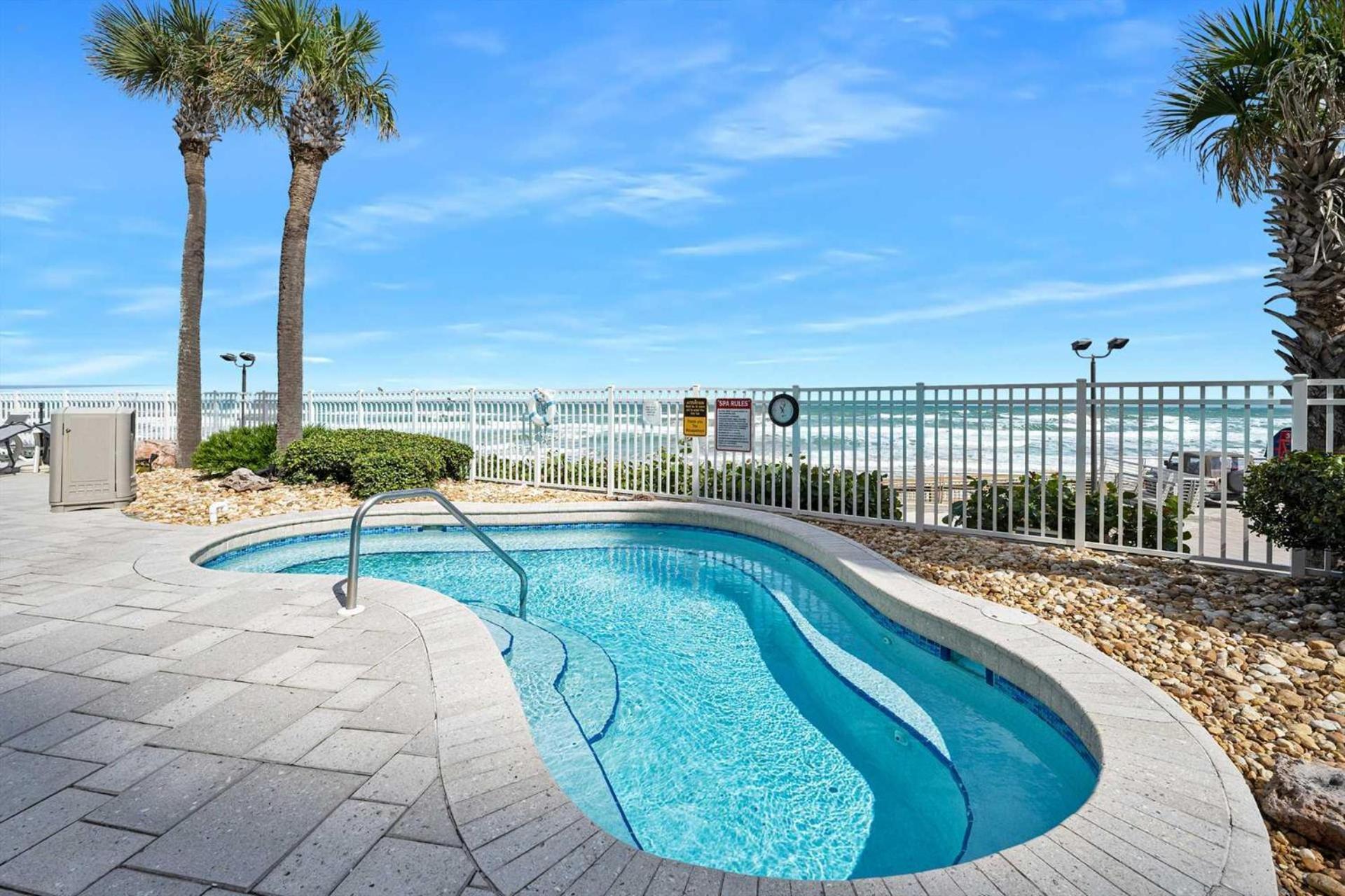 Penthouse 19th Floor Oasis Ocean * Daytona Beach