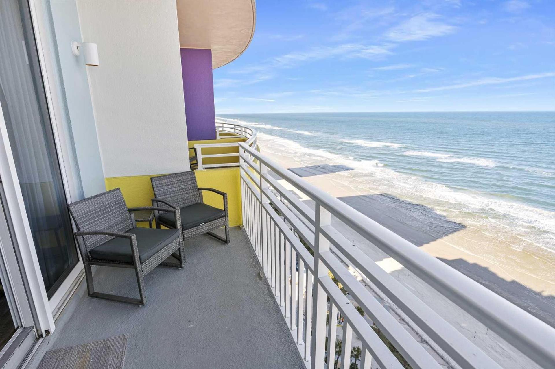 Penthouse 19th Floor Oasis Ocean