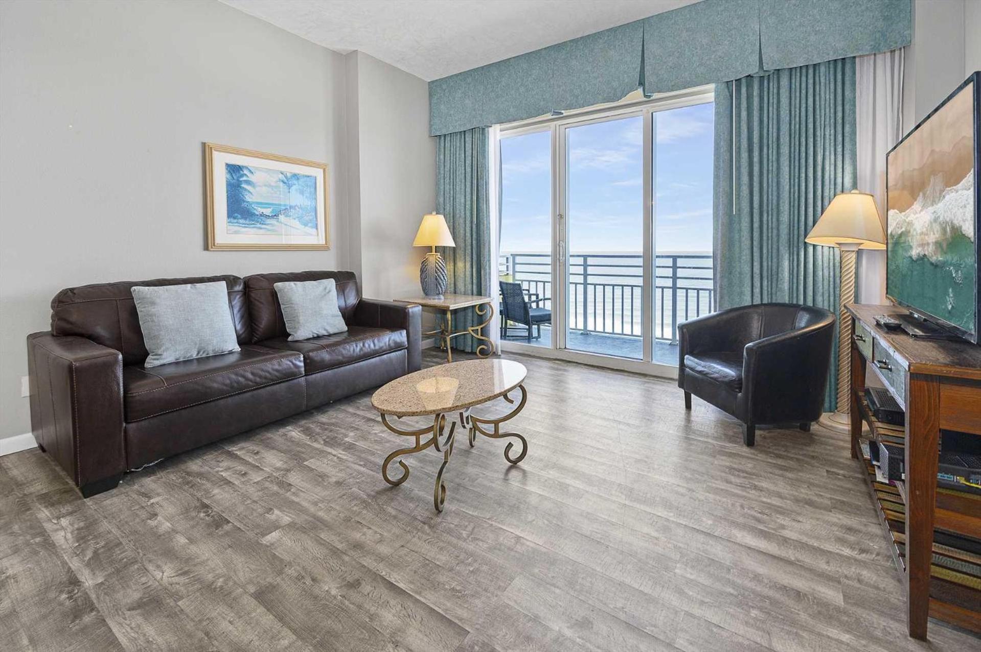Penthouse 19th Floor Oasis Ocean